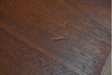 中古　民芸家具　時代箪笥風　引き戸収納付きの小振りな整理箪笥　(R-086624)