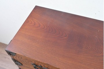 中古　岩谷堂箪笥　豊かな木目が楽しめる引き出し5杯の衣装箪笥　(R-086627)