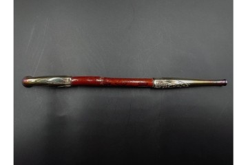 金工師 吉田省吾作　純銀製　秋の草花図があしらわれた純村田張煙管　共箱付き　(R-086634)