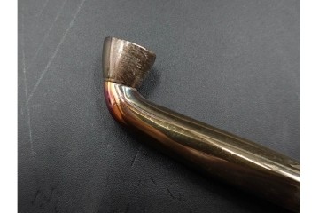 金工師 吉田省吾作　純銀製　秋の草花図があしらわれた純村田張煙管　共箱付き　(R-086634)