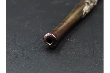 金工師 吉田省吾作　純銀製　秋の草花図があしらわれた純村田張煙管　共箱付き　(R-086634)