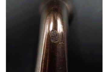 金工師 吉田省吾作　銀製　桜図が施された純村田張煙管　共箱付き　(R-086635)