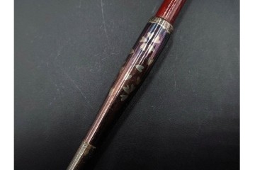 金工師 吉田省吾作　銀製　桜図が施された純村田張煙管　共箱付き　(R-086636)