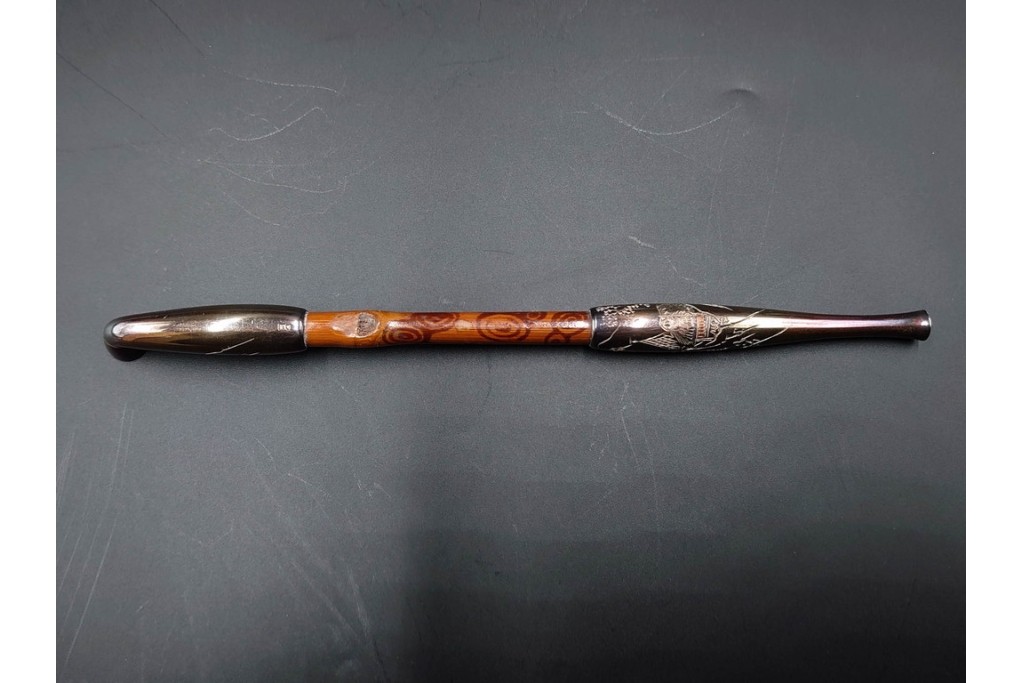 純銀製　象嵌　花鳥彫が優美な煙管2点セット　共箱付き　(R-086640)