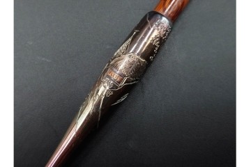 純銀製　象嵌　花鳥彫が優美な煙管2点セット　共箱付き　(R-086640)