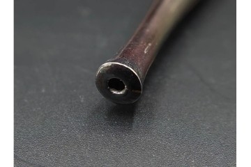 純銀製　象嵌　花鳥彫が優美な煙管2点セット　共箱付き　(R-086640)