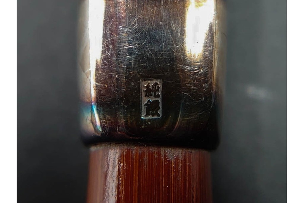 純銀製　象嵌　花鳥彫が優美な煙管2点セット　共箱付き　(R-086640)