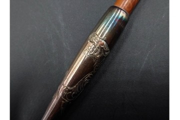 純銀製　象嵌　花紋と虎紋の意匠が印象的な煙管3点セット　共箱付き　(R-086641)