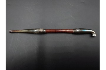 純銀製　象嵌　松鷹図・鯉図・梅鳥図の意匠豊かな煙管3点セット　共箱付き　(R-086642)