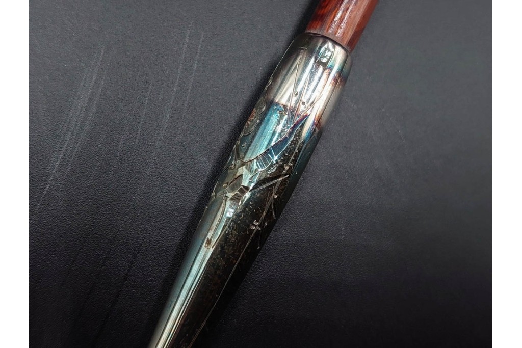 純銀製　象嵌　松鷹図・鯉図・梅鳥図の意匠豊かな煙管3点セット　共箱付き　(R-086642)