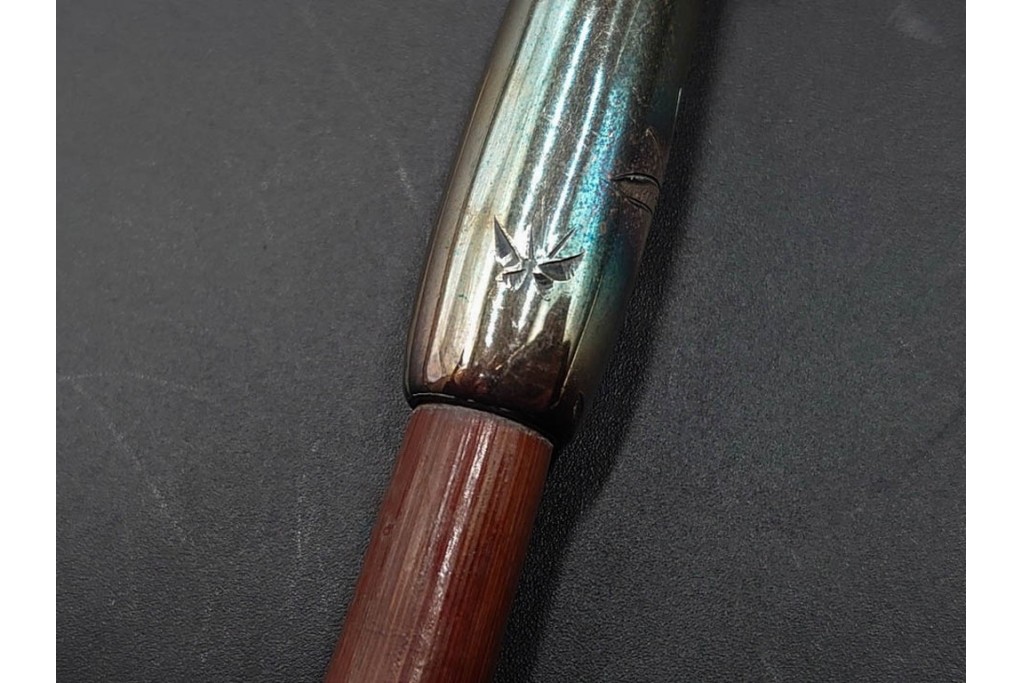 純銀製　象嵌　繊細な草花図・花蝶図の彫刻が美しい煙管3点セット　共箱付き　(R-086643)