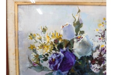 真作　稲垣久治作　F6号(6号)　「花の季節」　花器に生けた花々を柔らかな筆致で描いた油彩絵画　(R-086650)