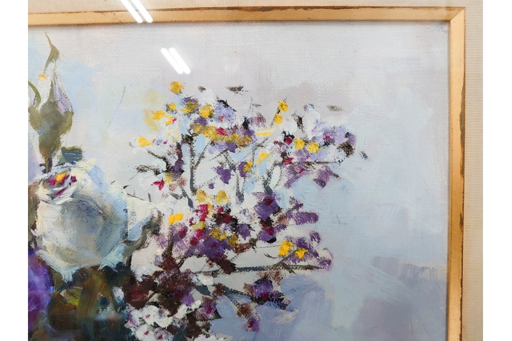 真作　稲垣久治作　F6号(6号)　「花の季節」　花器に生けた花々を柔らかな筆致で描いた油彩絵画　(R-086650)