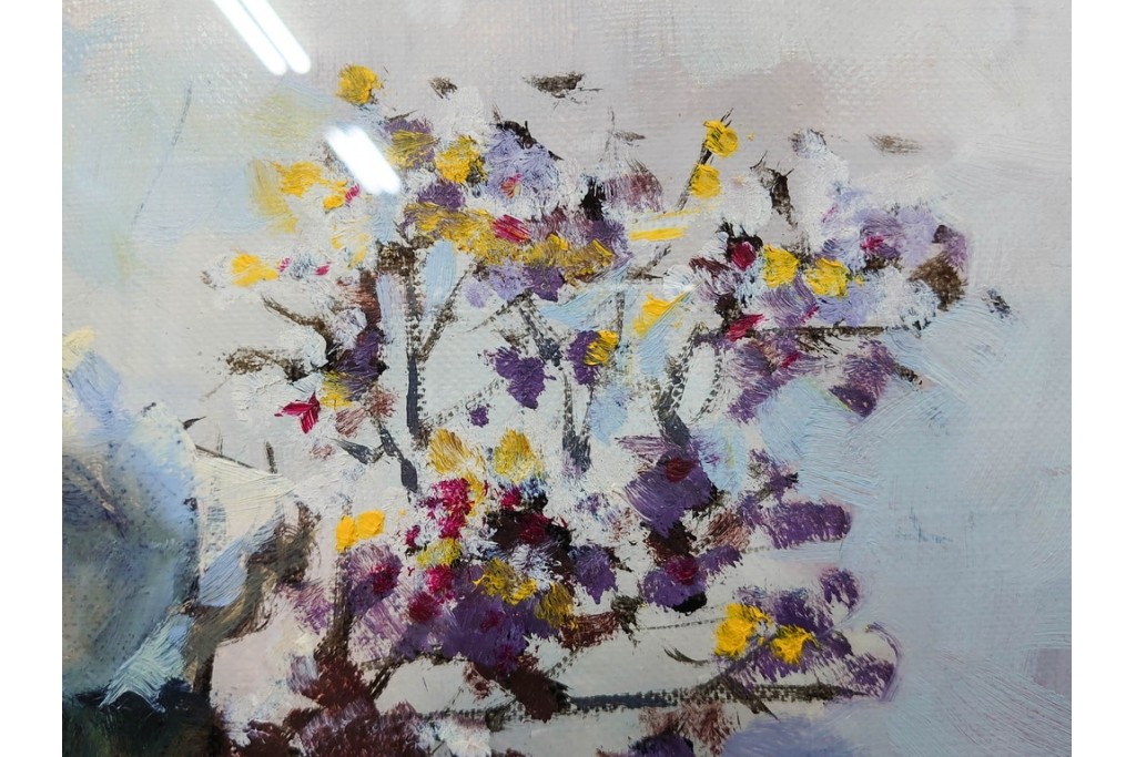 真作　稲垣久治作　F6号(6号)　「花の季節」　花器に生けた花々を柔らかな筆致で描いた油彩絵画　(R-086650)