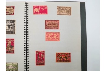 中国輸出用・日本など　大判サイズあり　木版画や神社のデザインが面白いマッチラベル273枚セット　ファイル付き　(R-086652)