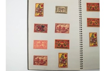 中国輸出用・日本など　大判サイズあり　木版画や神社のデザインが面白いマッチラベル273枚セット　ファイル付き　(R-086652)