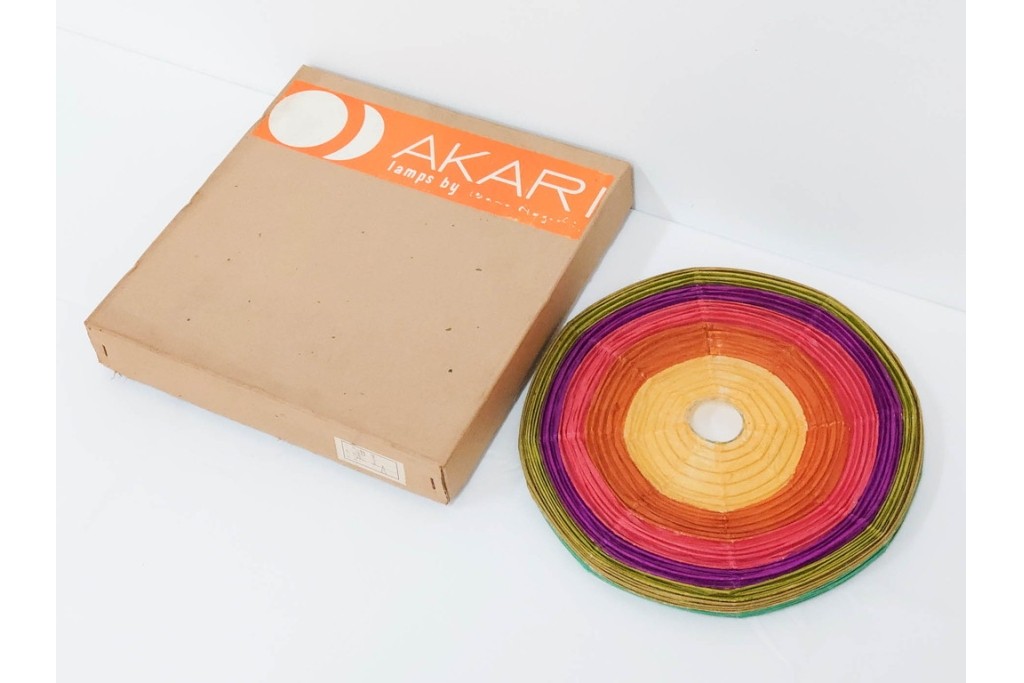 ヴィンテージ　イサム・ノグチ　AKARI(アカリ)　1A　尾関次七商店製　段染めのシェードが印象的なテーブルスタンド　外箱付き　(R-086658)