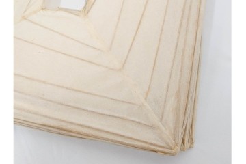 ヴィンテージ　イサム・ノグチ　AKARI(アカリ)　3X　尾関次七商店製　立体的なスクエアフォルムのテーブルスタンド　外箱付き　(R-086659)