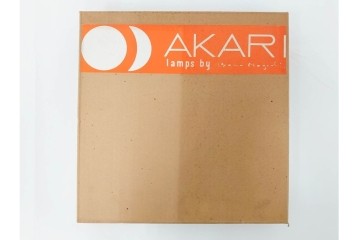 ヴィンテージ　イサム・ノグチ　AKARI(アカリ)　3X　尾関次七商店製　立体的なスクエアフォルムのテーブルスタンド　外箱付き　(R-086659)