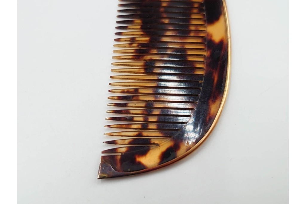 大正～昭和初期　べっ甲(鼈甲)　K20(20金)　K18(18金)　金蒔絵　櫛2点・笄1点・簪1点のセット　ケース付き　(R-086662)