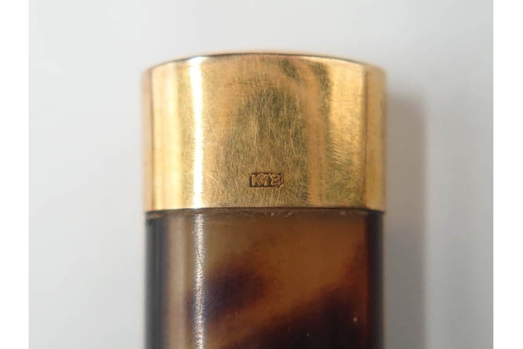 大正～昭和初期　べっ甲(鼈甲)　K20(20金)　K18(18金)　金蒔絵　櫛2点・笄1点・簪1点のセット　ケース付き　(R-086662)