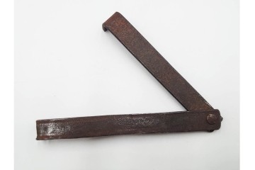 李朝時代　銀象嵌　時代を重ねた趣ある錠前　鍵付き　(R-086664)