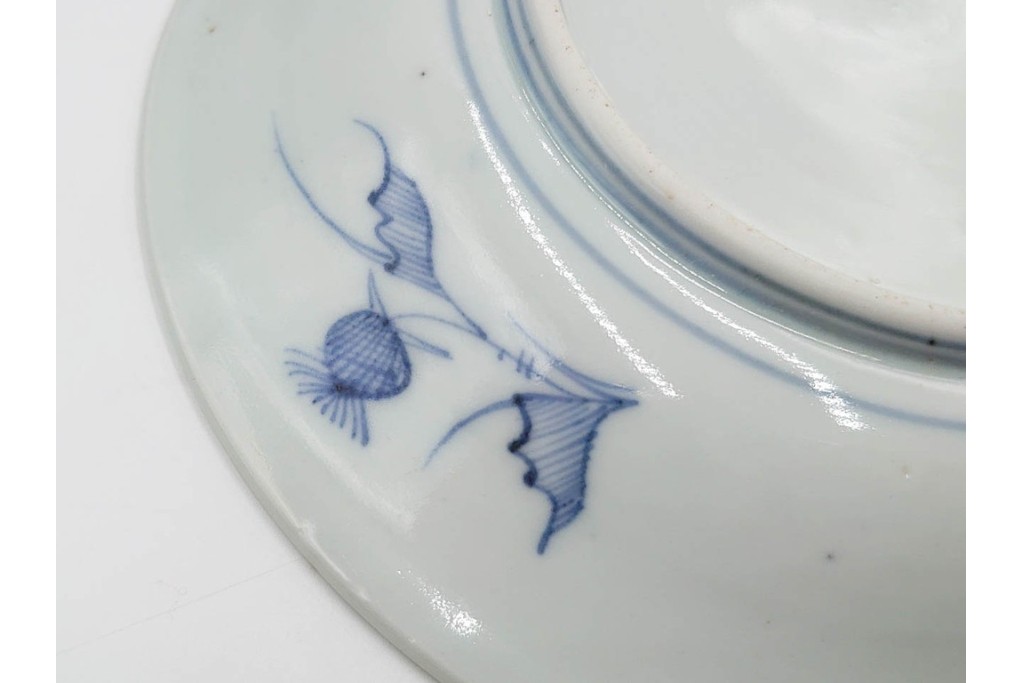 江戸期　古伊万里　染付　直径約170cm　5.6寸　薊文が上品な中皿2枚セット　(R-086665)