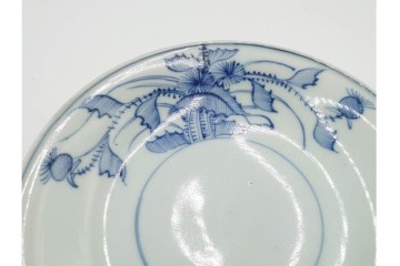 江戸期　古伊万里　染付　直径約170cm　5.6寸　薊文が上品な中皿2枚セット　(R-086665)