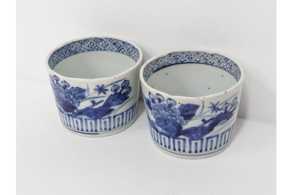 江戸期　古伊万里　染付　大ぶりの牡丹文が描かれたそば猪口2点セット　(R-086666)