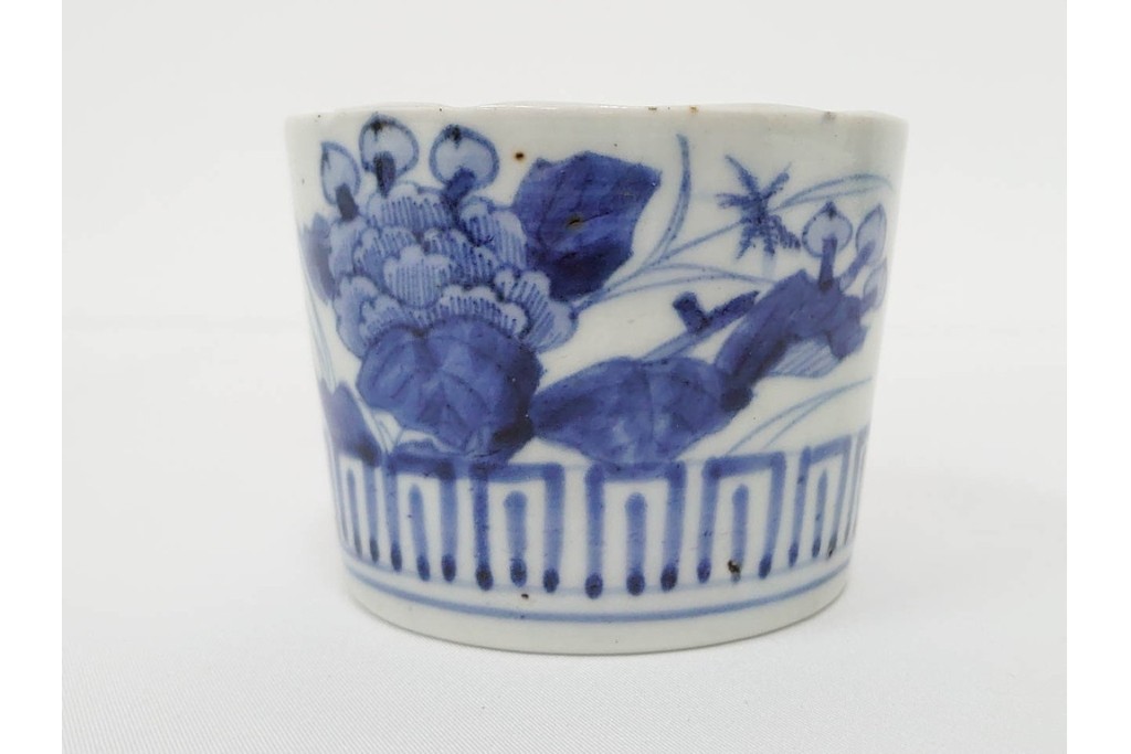 江戸期　古伊万里　染付　大ぶりの牡丹文が描かれたそば猪口2点セット　(R-086666)