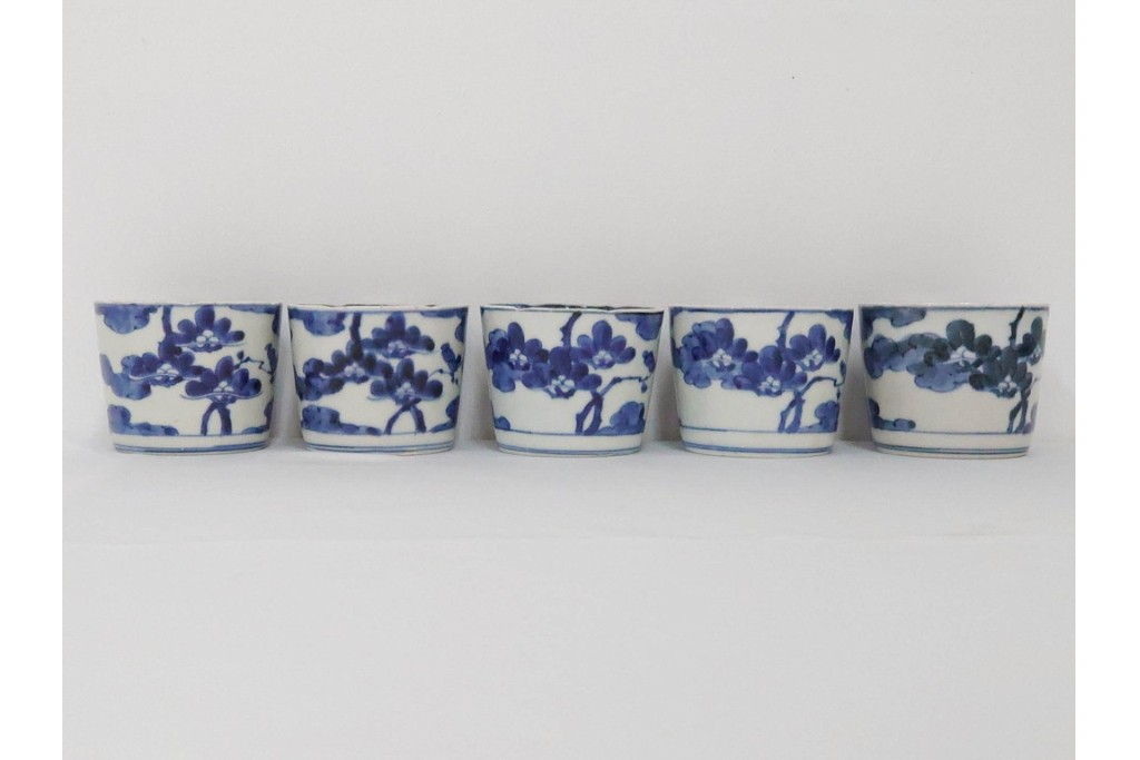 江戸期　古伊万里　染付　藍色の松文が映えるそば猪口5点セット　(R-086668)