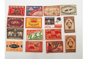 戦前〜戦後　当時物　中国輸出用・日本各地　レトロなマッチ箱1個とマッチラベル659枚のセット　(R-086675)