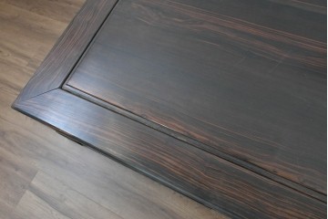 和製ヴィンテージ　黒檀(コクタン)材ならではの重厚感が際立つ凝った装飾の座卓　(R-086682)