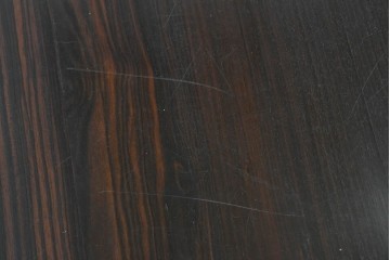 和製ヴィンテージ　黒檀(コクタン)材ならではの重厚感が際立つ凝った装飾の座卓　(R-086682)