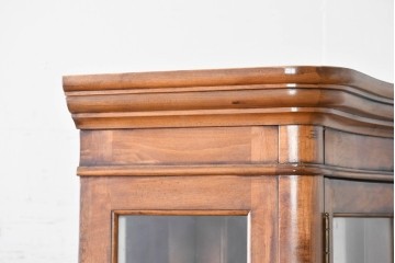 中古　美品　希少モデル　DREXEL HERITAGE(ドレクセルヘリテイジ)　パーケットリー装飾入りのアンティーク調ミラーバックキャビネット　(R-086683)