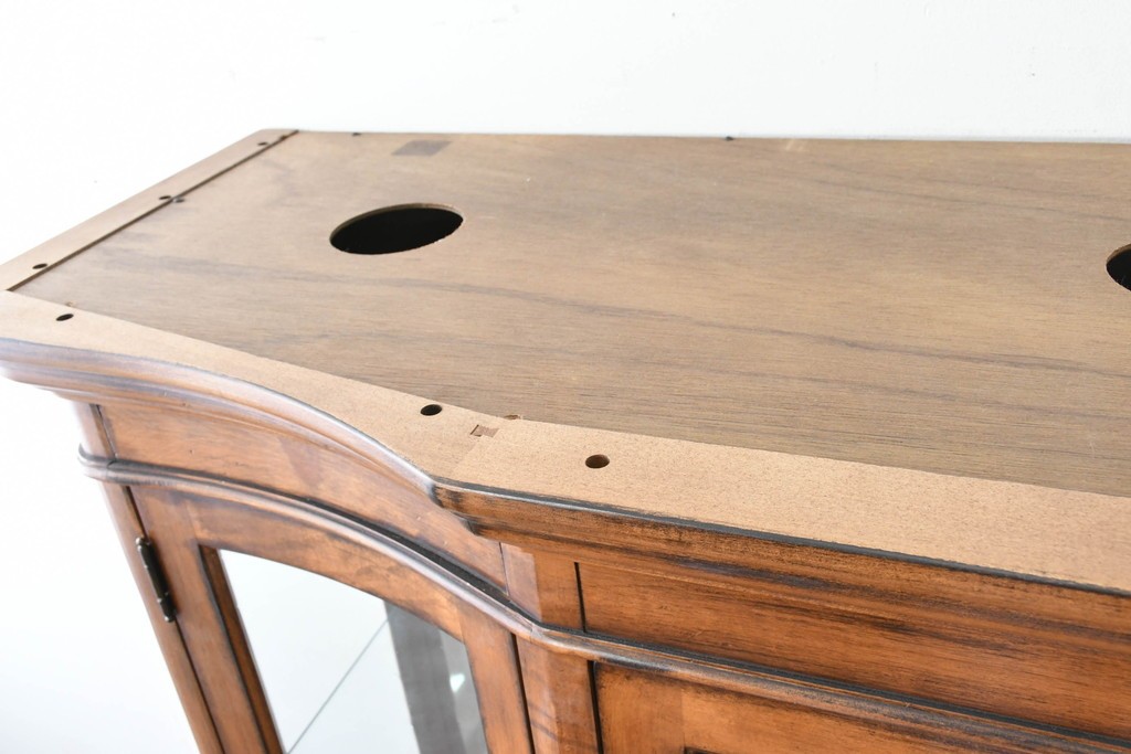 中古　美品　希少モデル　DREXEL HERITAGE(ドレクセルヘリテイジ)　パーケットリー装飾入りのアンティーク調ミラーバックキャビネット　(R-086683)