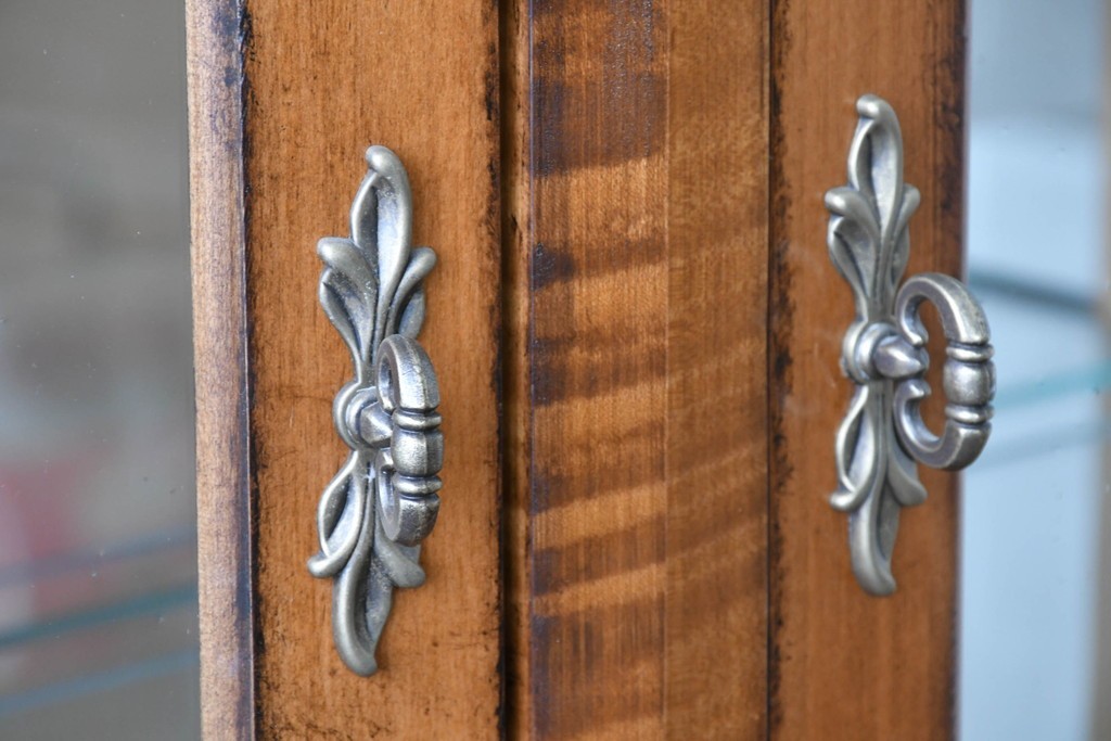 中古　美品　希少モデル　DREXEL HERITAGE(ドレクセルヘリテイジ)　パーケットリー装飾入りのアンティーク調ミラーバックキャビネット　(R-086683)