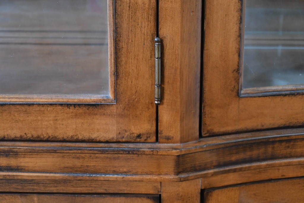 中古　美品　希少モデル　DREXEL HERITAGE(ドレクセルヘリテイジ)　パーケットリー装飾入りのアンティーク調ミラーバックキャビネット　(R-086683)