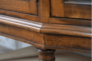 中古　美品　希少モデル　DREXEL HERITAGE(ドレクセルヘリテイジ)　パーケットリー装飾入りのアンティーク調ミラーバックキャビネット　(R-086683)