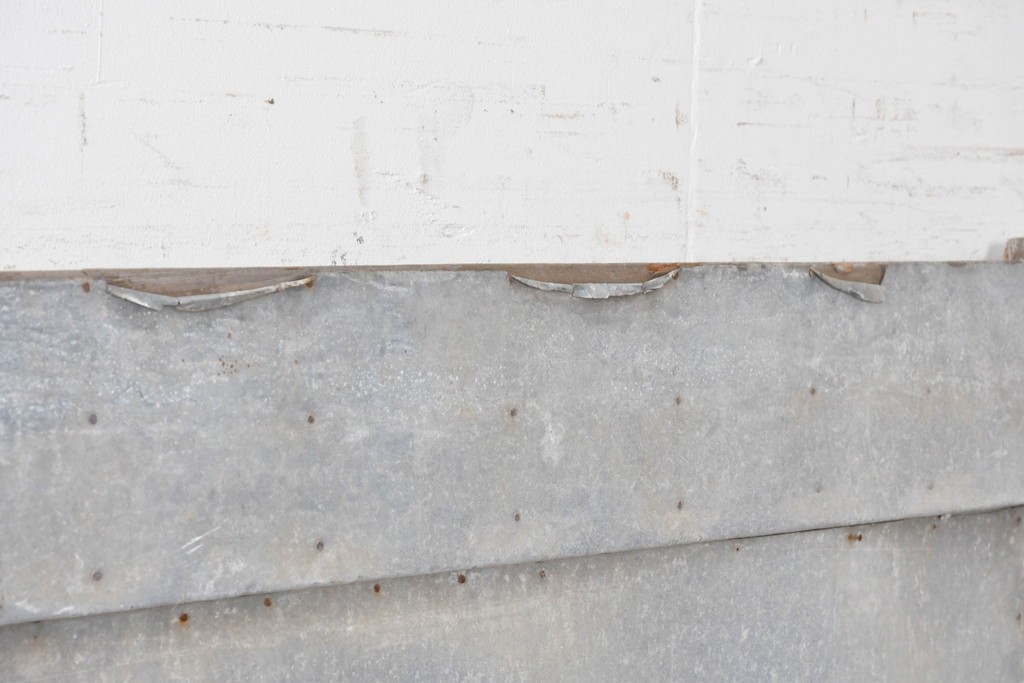 アンティーク建具　昭和初期　ブリキ張りの蔵戸1枚　(R-086685)