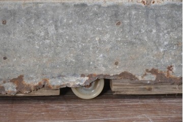 アンティーク建具　昭和初期　ブリキ張りの蔵戸1枚　(R-086685)