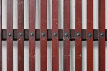 アンティーク建具　明治期から大正期　端正な佇まいの幅広格子戸1枚　(R-086686)