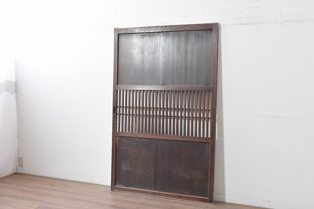 アンティーク建具　明治期から大正期　趣ある幅広格子帯戸1枚　(R-086687)
