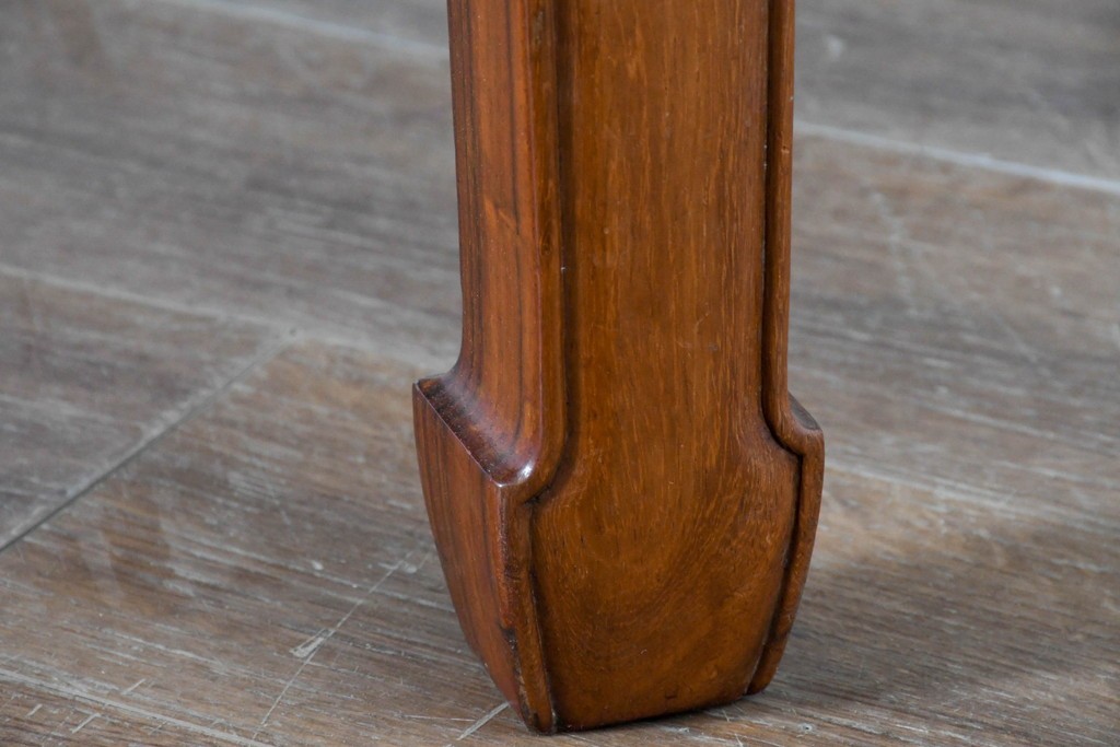 アジアンヴィンテージ　花梨(カリン)材　透かし彫りに螺鈿象嵌を施した贅沢な装飾のエクステンションダイニングテーブル　(R-086688)