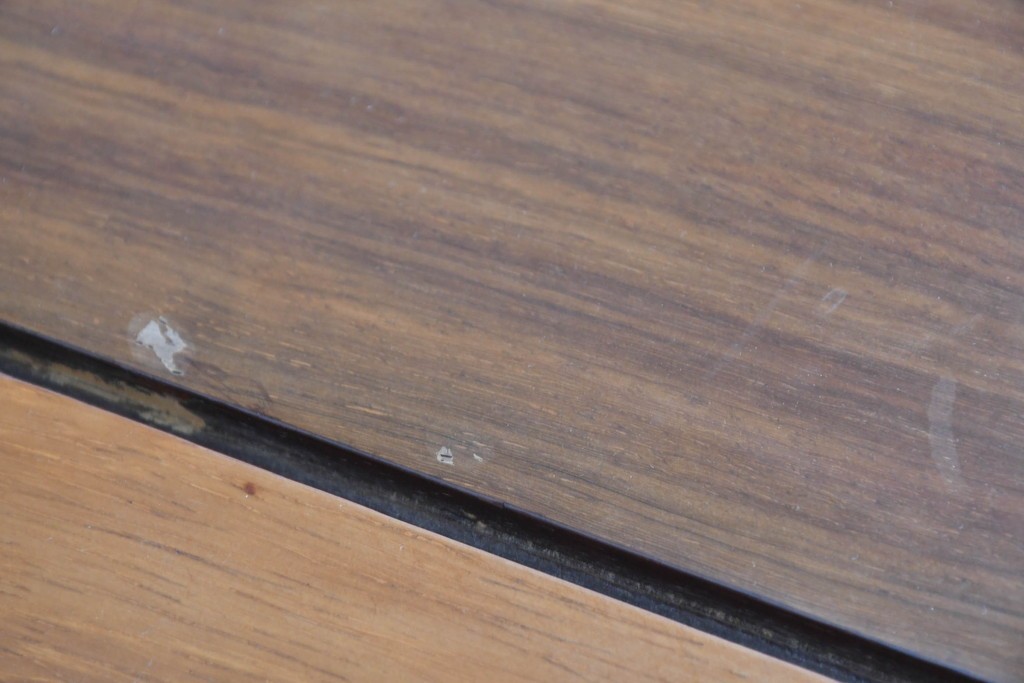 アジアンヴィンテージ　花梨(カリン)材　透かし彫りに螺鈿象嵌を施した贅沢な装飾のエクステンションダイニングテーブル　(R-086688)