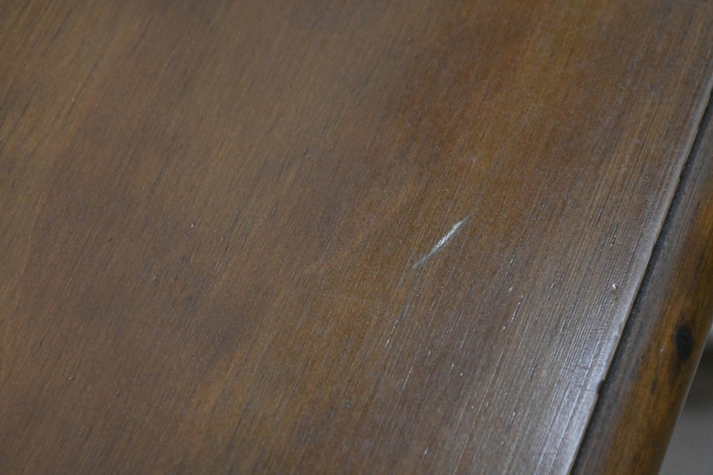 中古　美品　ACTUS(アクタス)取り扱い　バレンシアシリーズ　パイン材　花柄タイルが可愛らしいデスク　(R-086690)