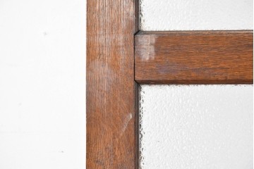 和製アンティーク　楢(ナラ)材　花模様の透かし彫りが可愛らしいガラス入り衝立て　(R-086691)