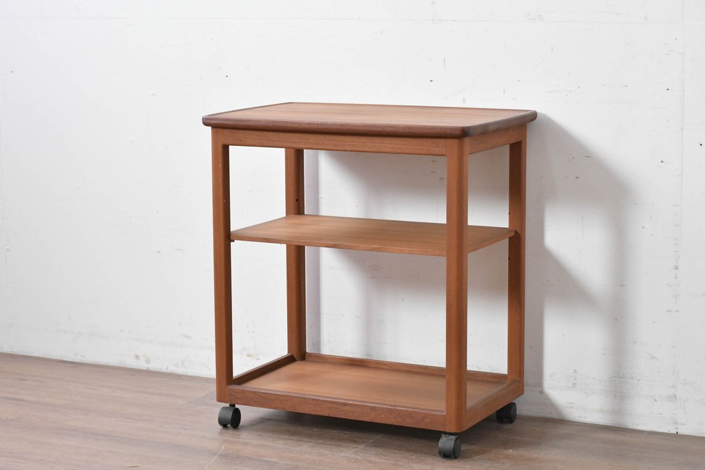 和製ヴィンテージ　希少　青林製作所　チーク無垢材で作られた北欧デザインのワゴン　(R-086692)