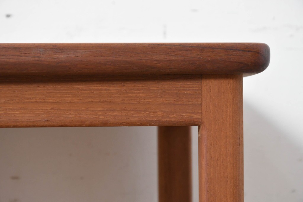 和製ヴィンテージ　希少　青林製作所　チーク無垢材で作られた北欧デザインのワゴン　(R-086692)