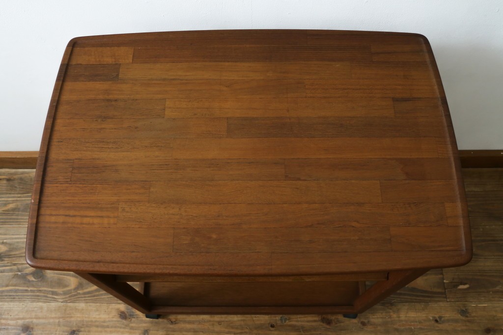 和製ヴィンテージ　希少　青林製作所　チーク無垢材で作られた北欧デザインのワゴン　(R-086692)